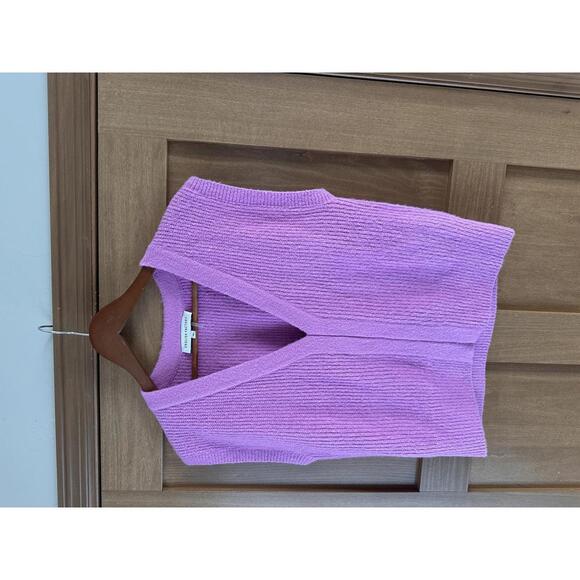 English Factory Ribbed Knit V-Neck Sweater Vest in Orchid Women’s size Medium - Picture 3 of 10